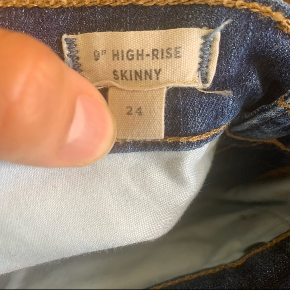 Madewell 9” High Rise Skinny Jeans - Picture 5 of 6